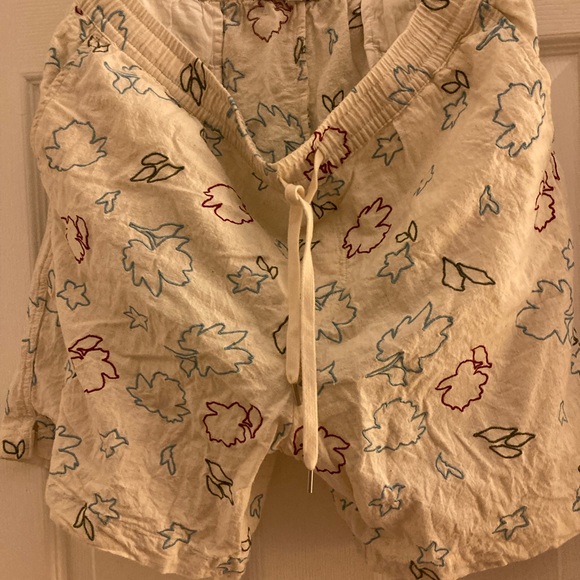 Corridor NYC linen shirt and shorts two piece set - Picture 5 of 5